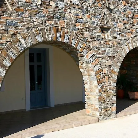 Augustis Lägenhetshotell