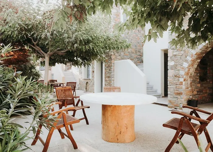 Aparthotel Augustis Ormos (Andros)